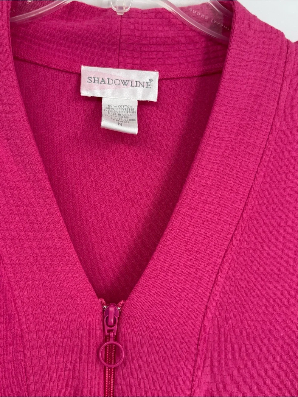 Shadowline Women's Robe Size M Pink Zip Front Waffle Knit V-neck Long Sleeves